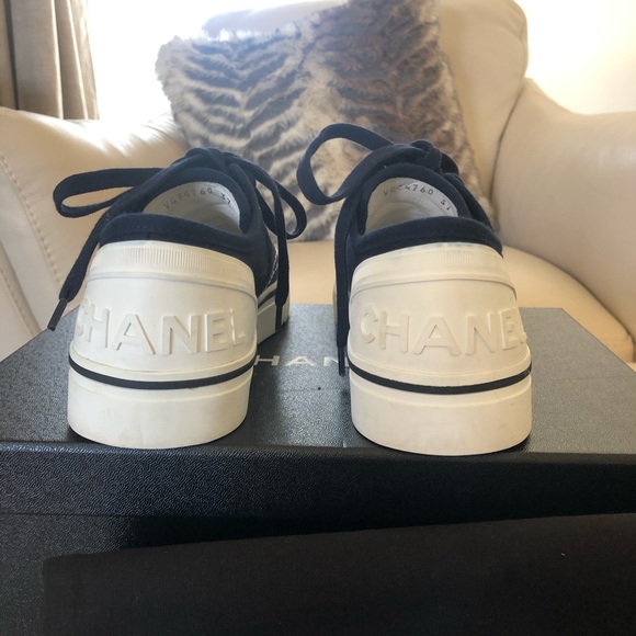 ❌SOLD❌Chanel Canvas Sneakers - Picture 5 of 7
